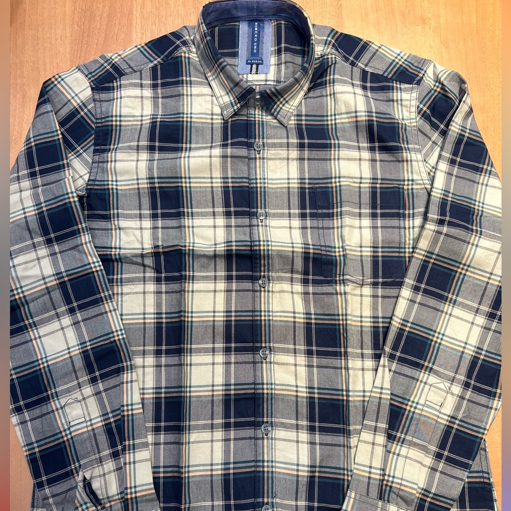 Numero UNO shirts - Picture 2 of 5